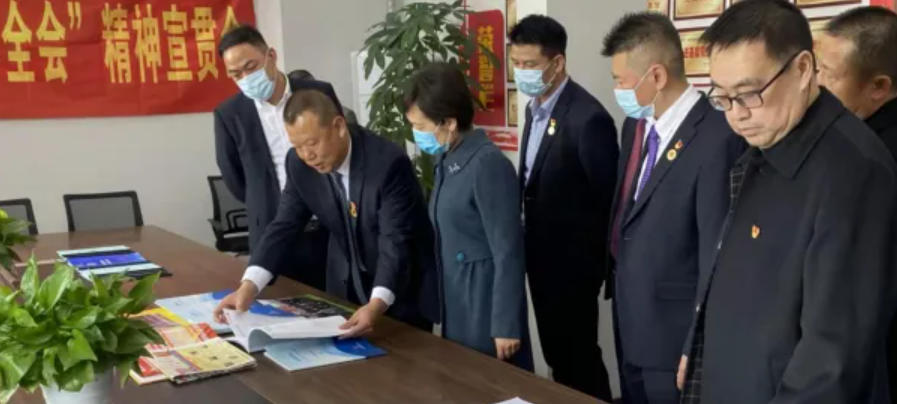 绵阳市委副书记王华蓉一行莅临绵阳福建商会考察调研